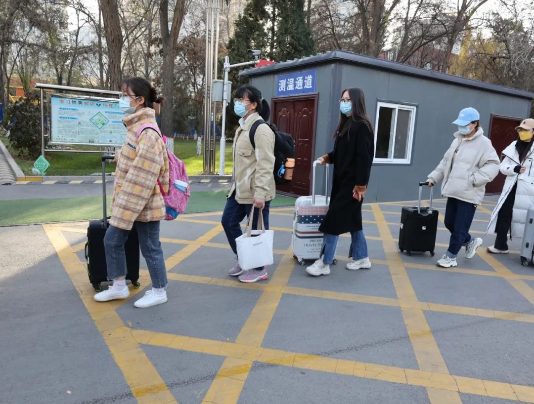 152012010lhl.jpg